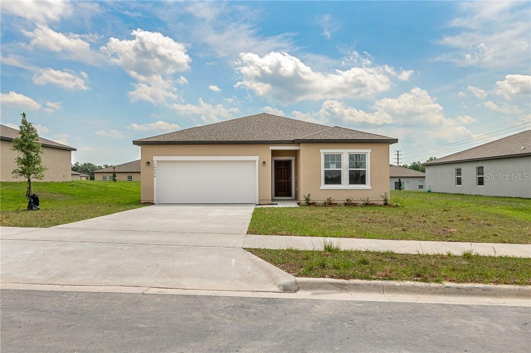 16496 Blooming Cherry Dr., Groveland, FL 34736