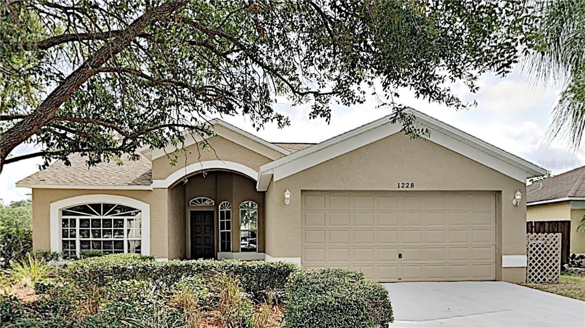1228 Alpine Lake Dr., Brandon, FL 33511
