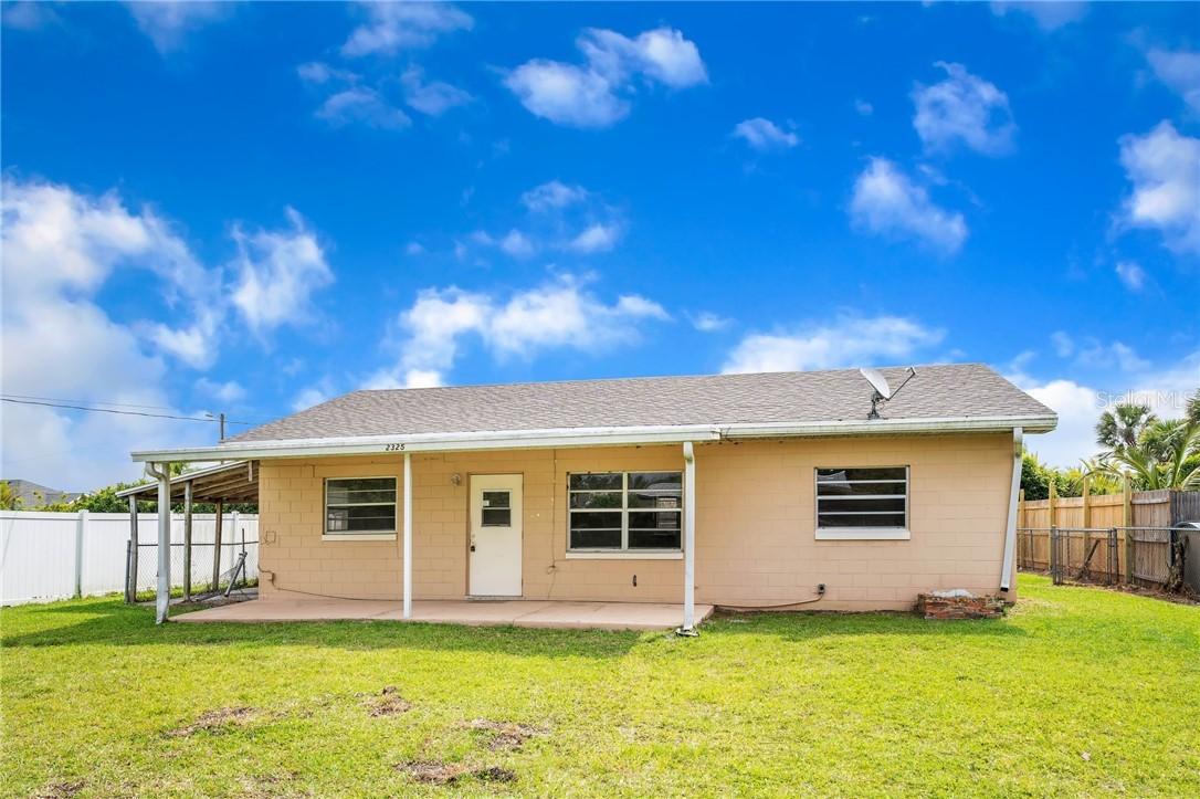 2325 Palm Dr., Oviedo, FL 32765