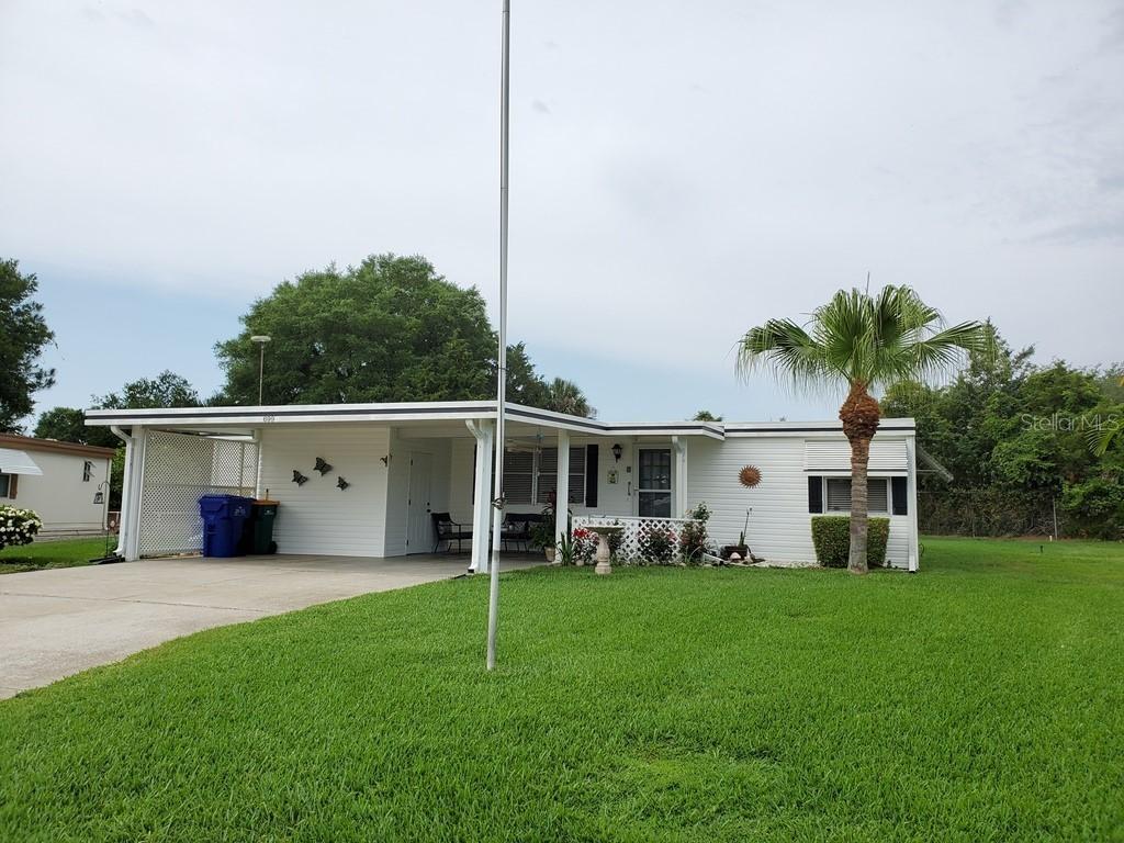 699 Buccaneer Blvd., Tavares, FL 32778