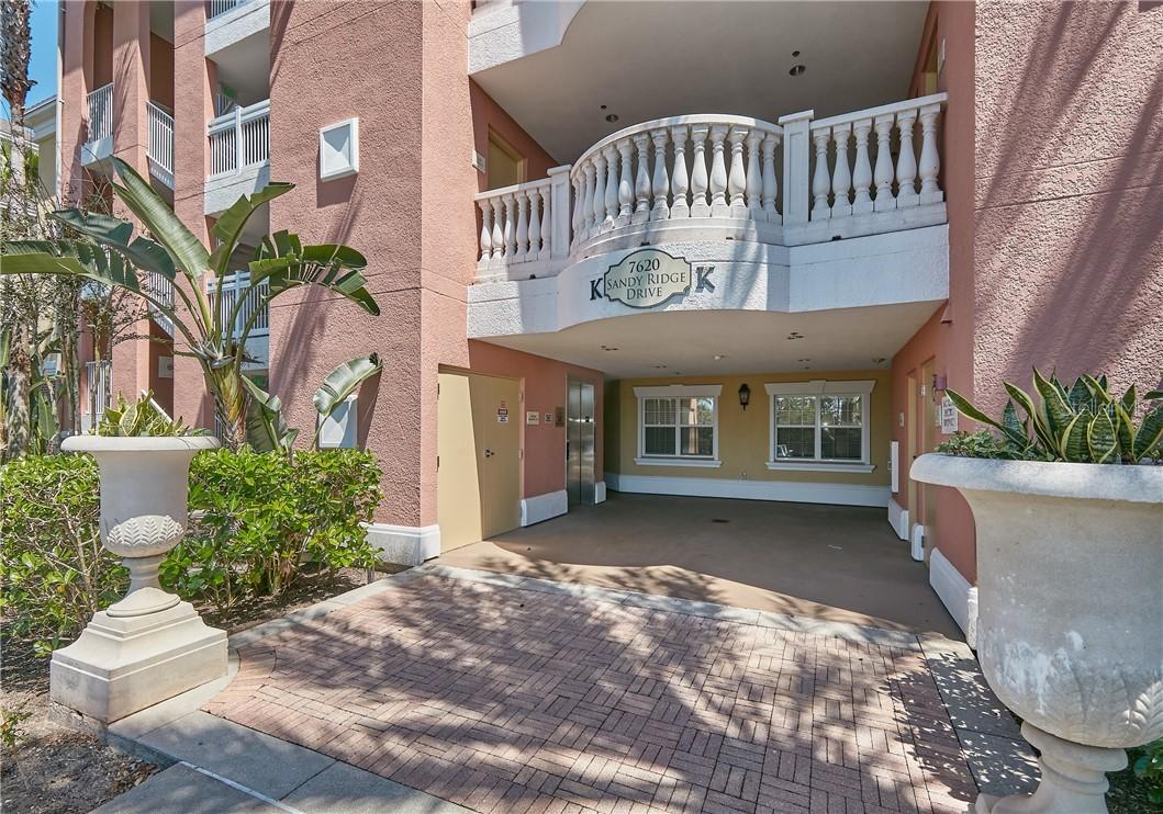 7620 Sandy Ridge Drive ##401, Kissimmee, FL 34747