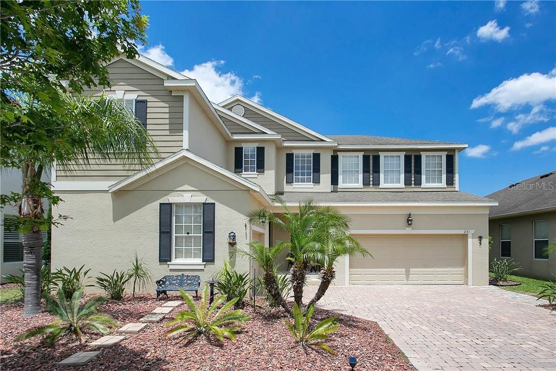 231 Blue Cypress Dr., Groveland, FL 34736