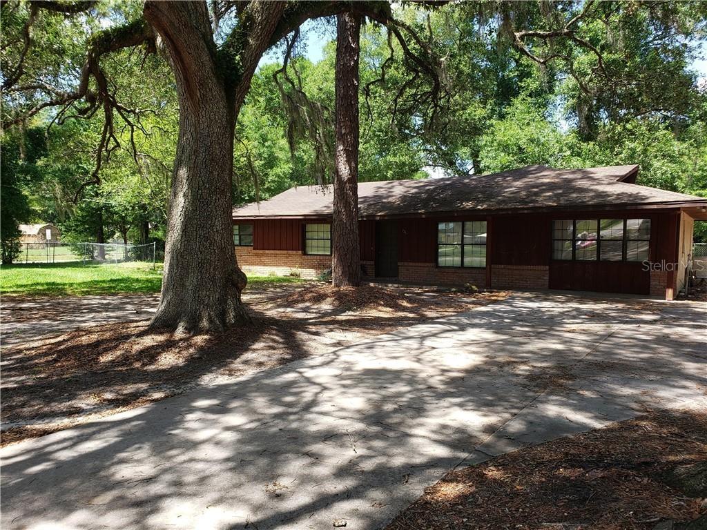 2211 NE 42nd St., Ocala, FL 34479