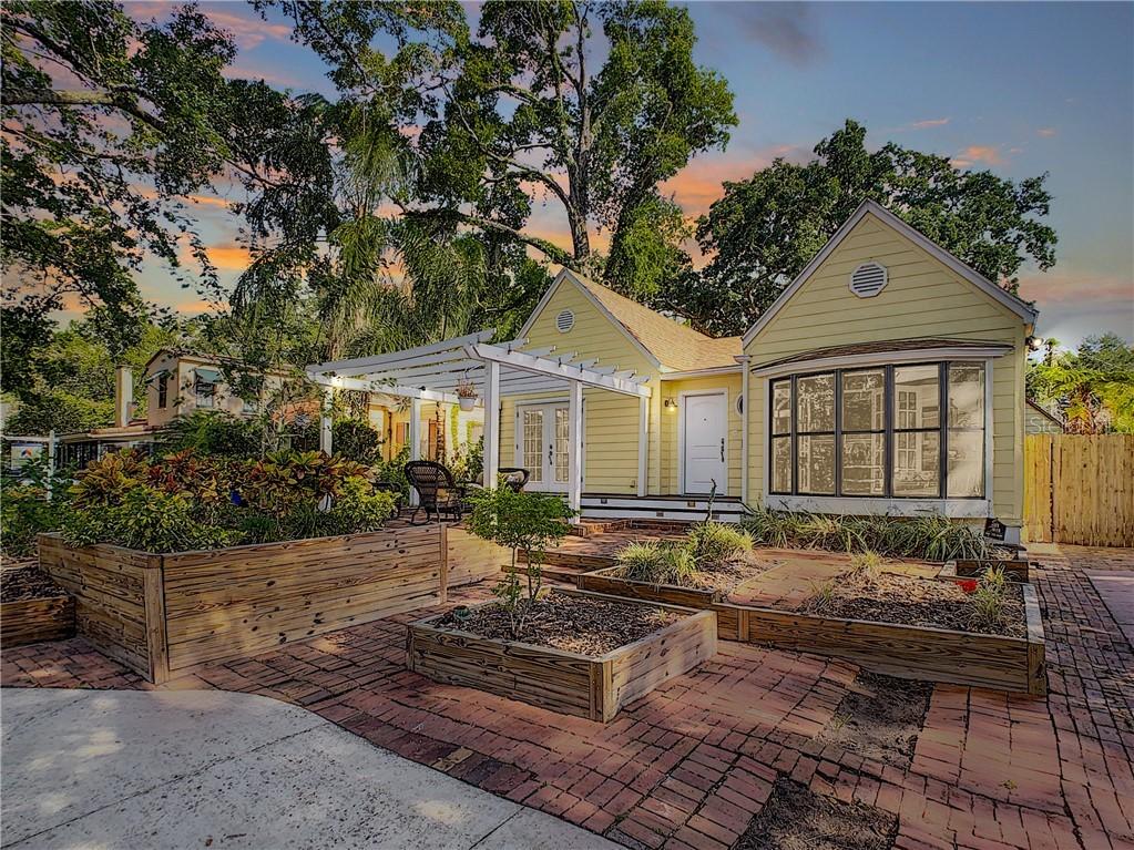 615 Richmond St., Orlando, FL 32806