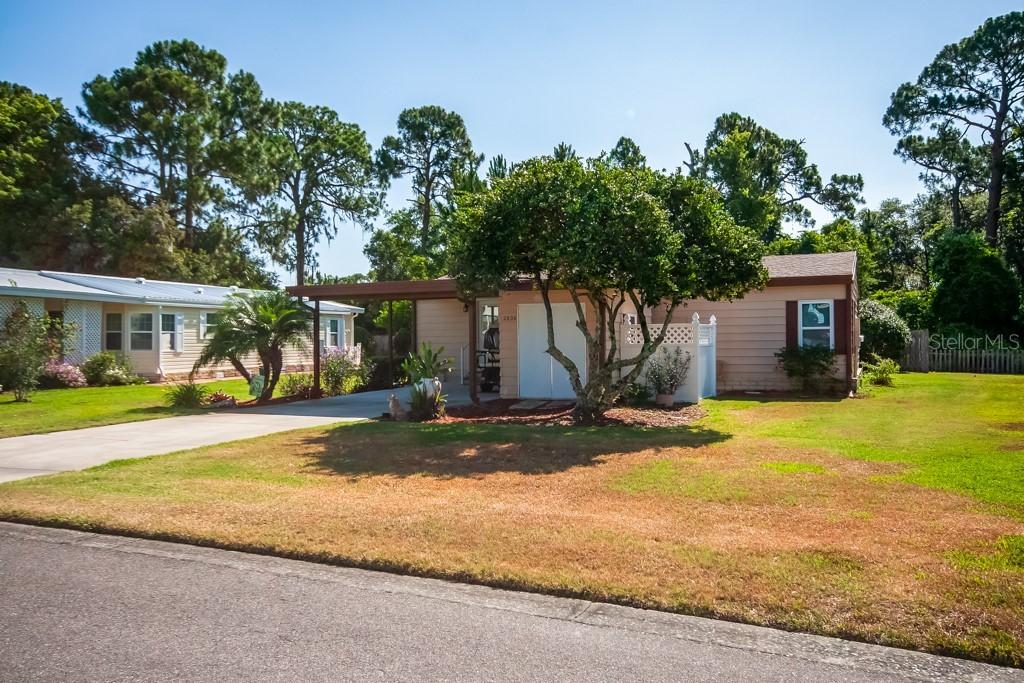 2836 Manatee Rd., Tavares, FL 32778