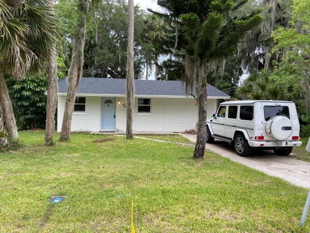129 Wildwood Ave., Edgewater, FL 32132
