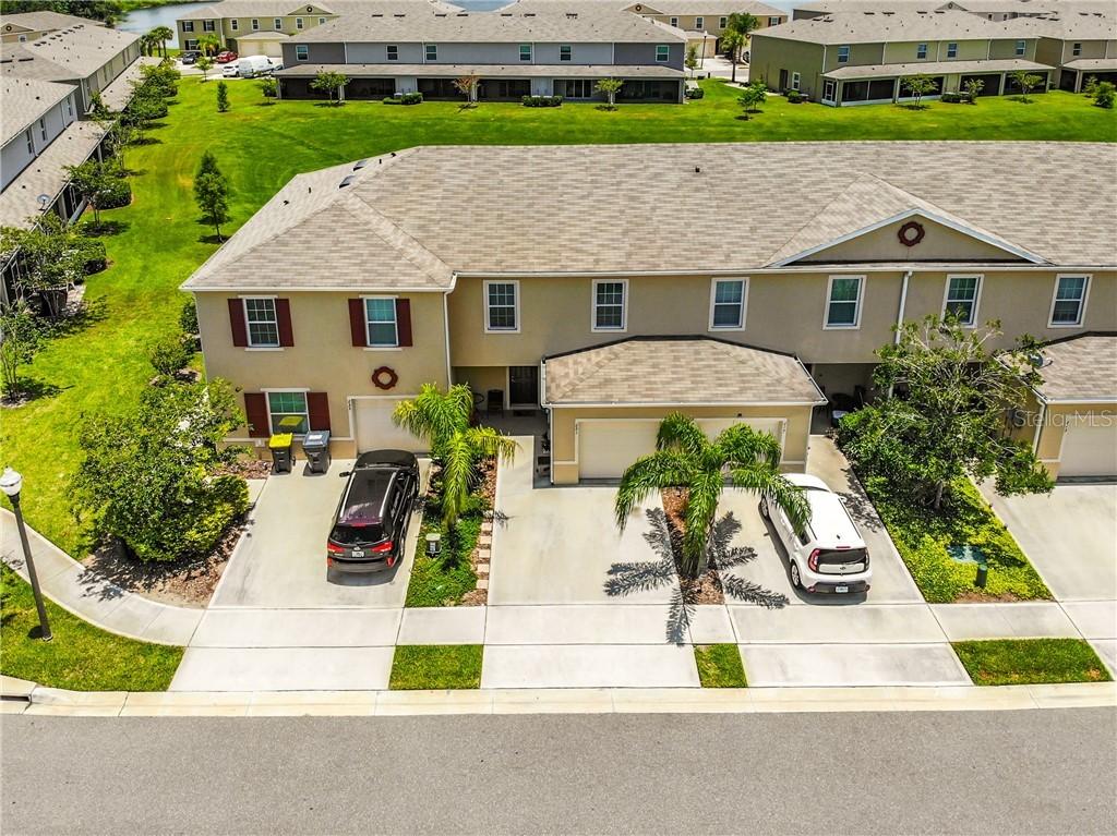 221 Arbor Lakes Dr., Davenport, FL 33896