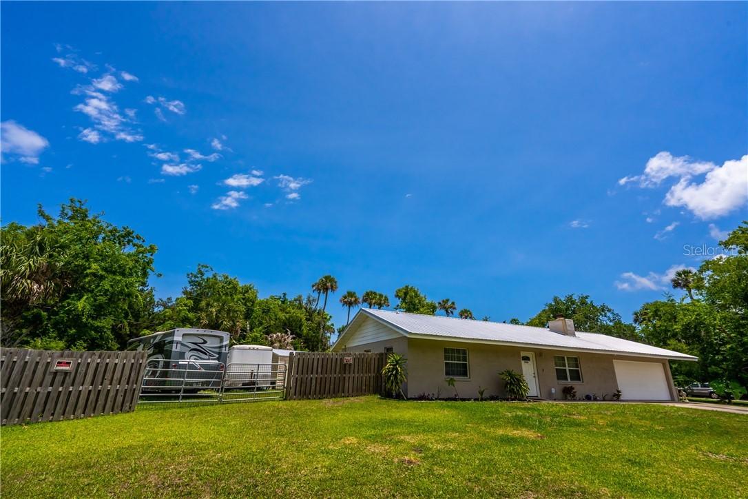 2703 Needle Palm Dr., Edgewater, FL 32141