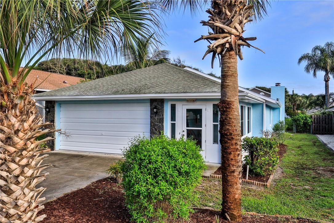 828 E 23rd Ave., New Smyrna Beach, FL 32169