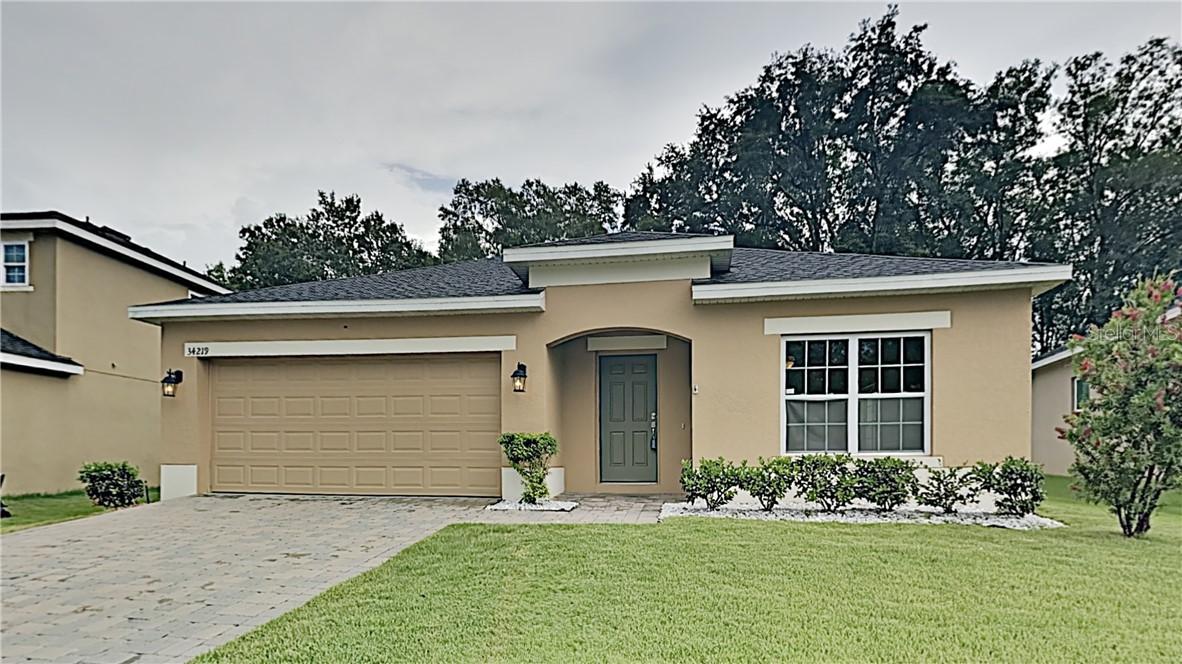 34219 Alameda Dr., Sorrento, FL 32776