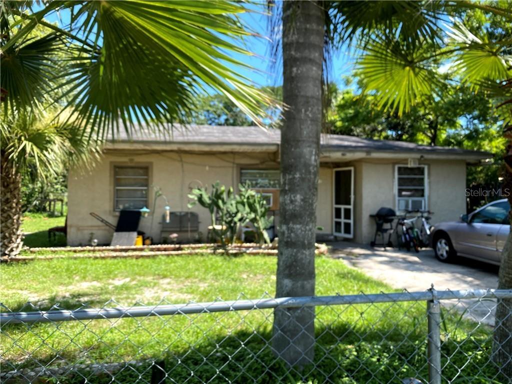 311 1st St., Chuluota, FL 32766