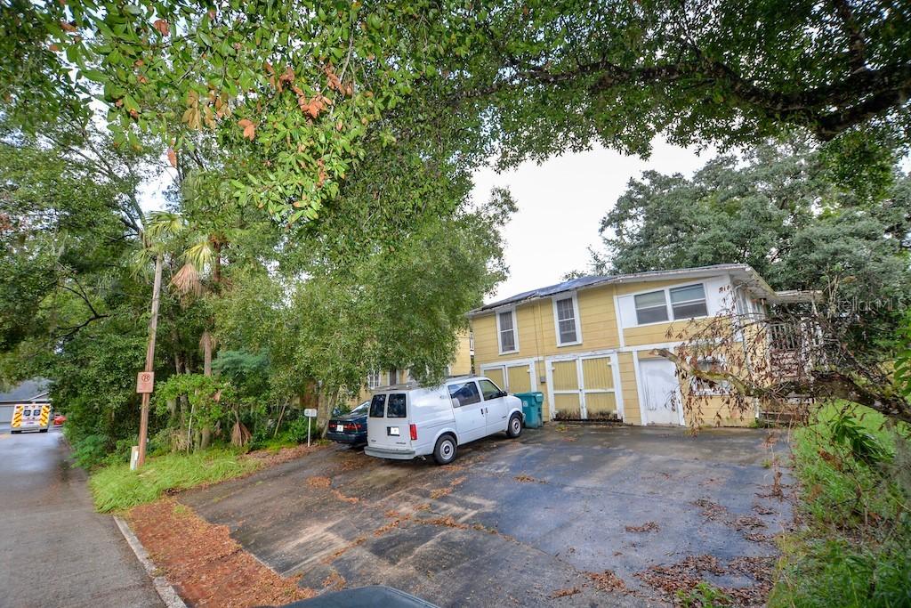 618 E Kaley St., Orlando, FL 32806