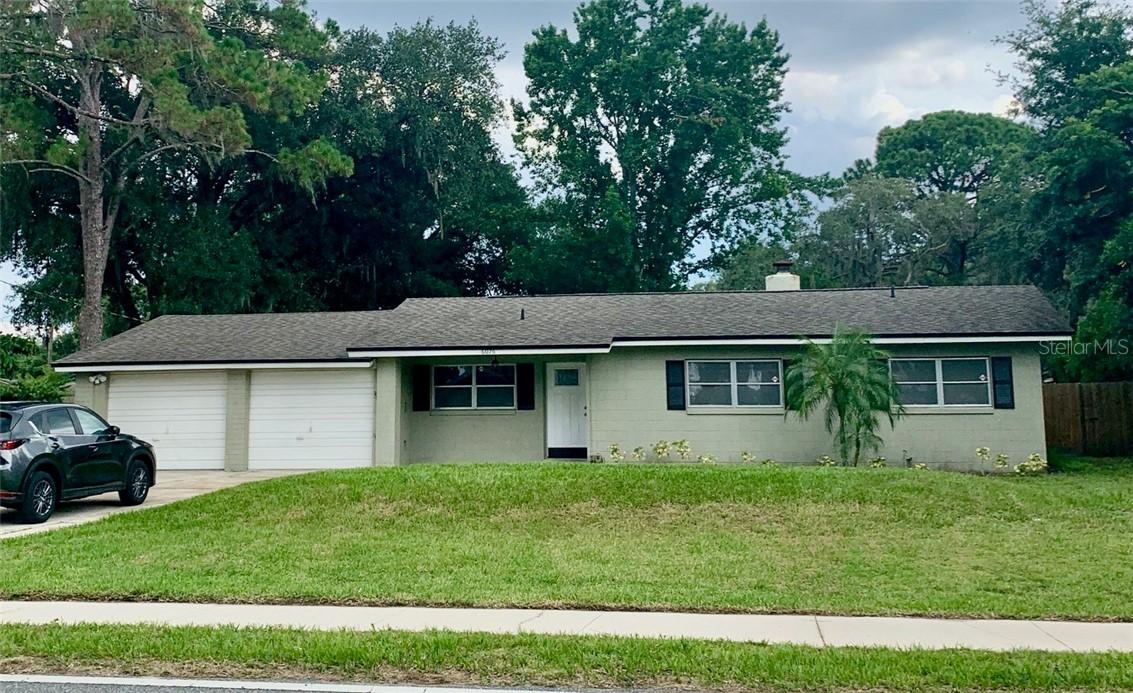 6076 Linneal Beach Dr., Apopka, FL 32703