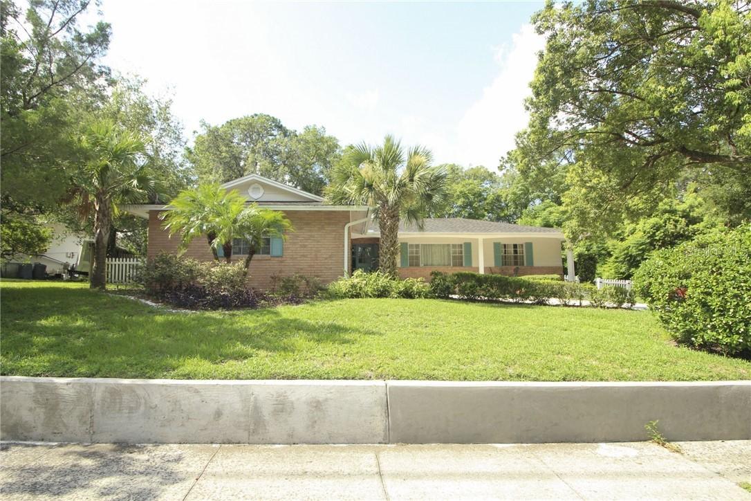 1811 North St., Longwood, FL 32750