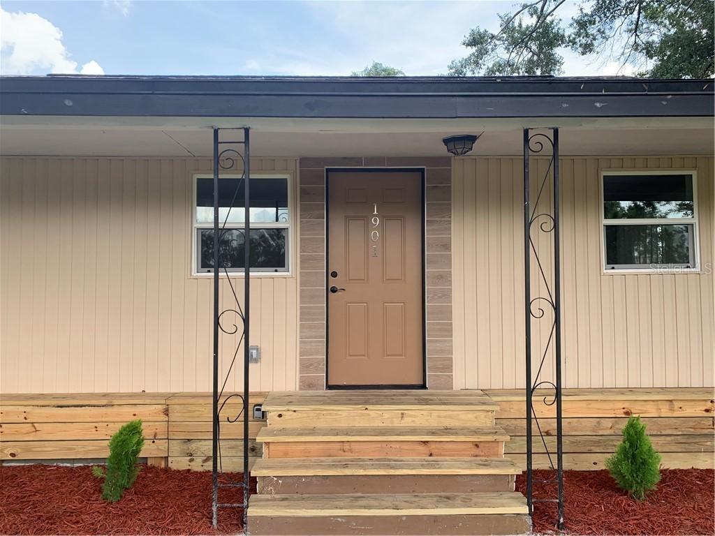 1901 Barber Rd., Orlando, FL 32809