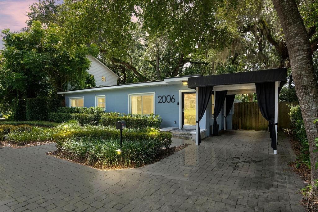 2006 E Central Blvd., Orlando, FL 32803