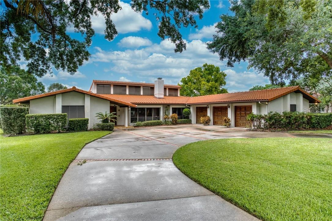 49 Interlaken Rd., Orlando, FL 32804