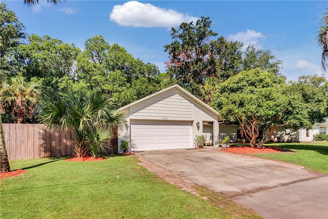3002 Silver Palm Dr., Edgewater, FL 32141