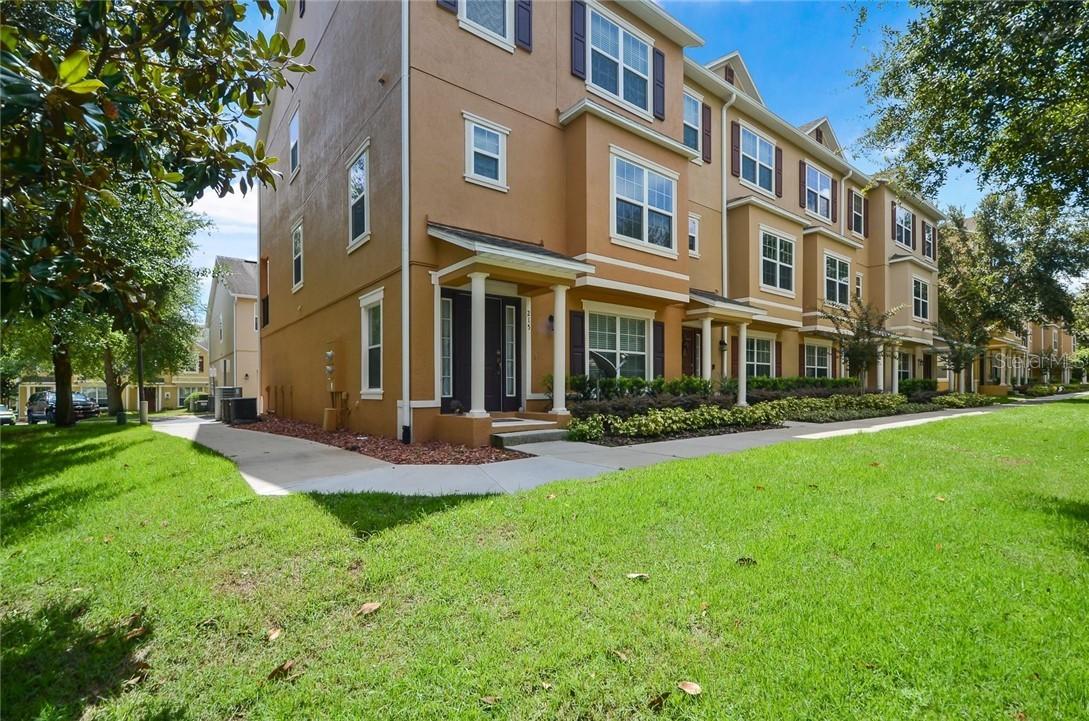 215 Maplebrook Dr., Altamonte Springs, FL 32714