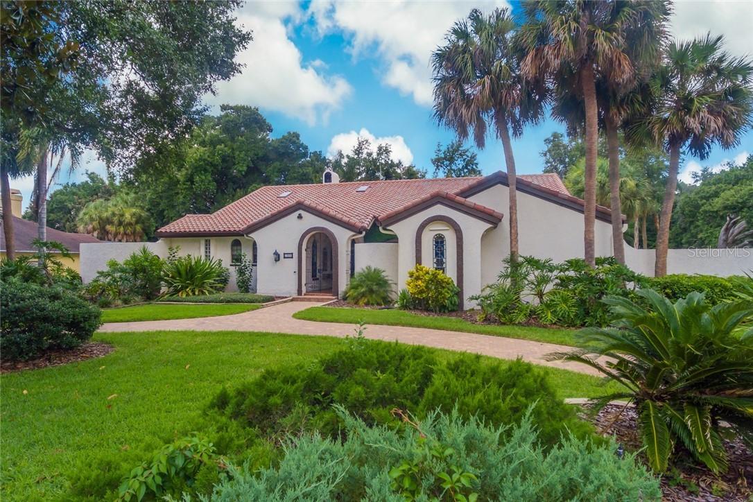 1852 Maple Leaf Dr., Windermere, FL 34786