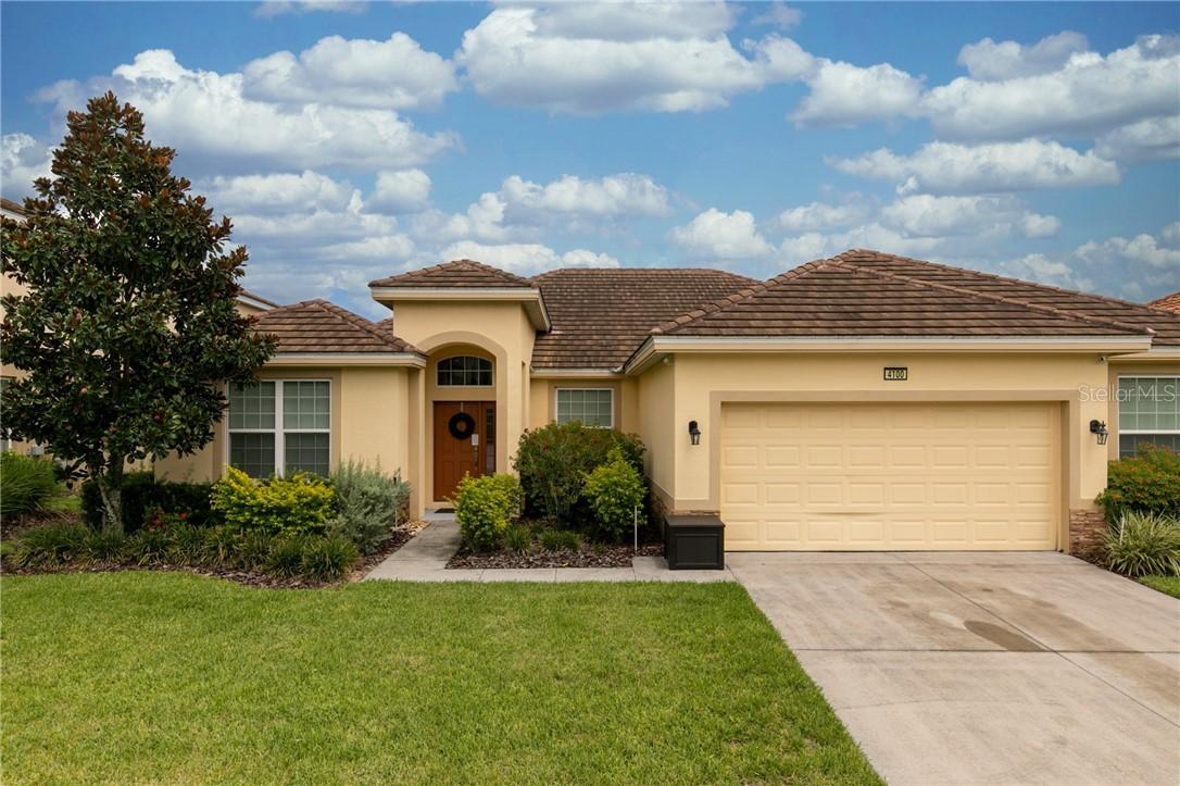 4100 Oaktree Dr, Davenport, FL 33837