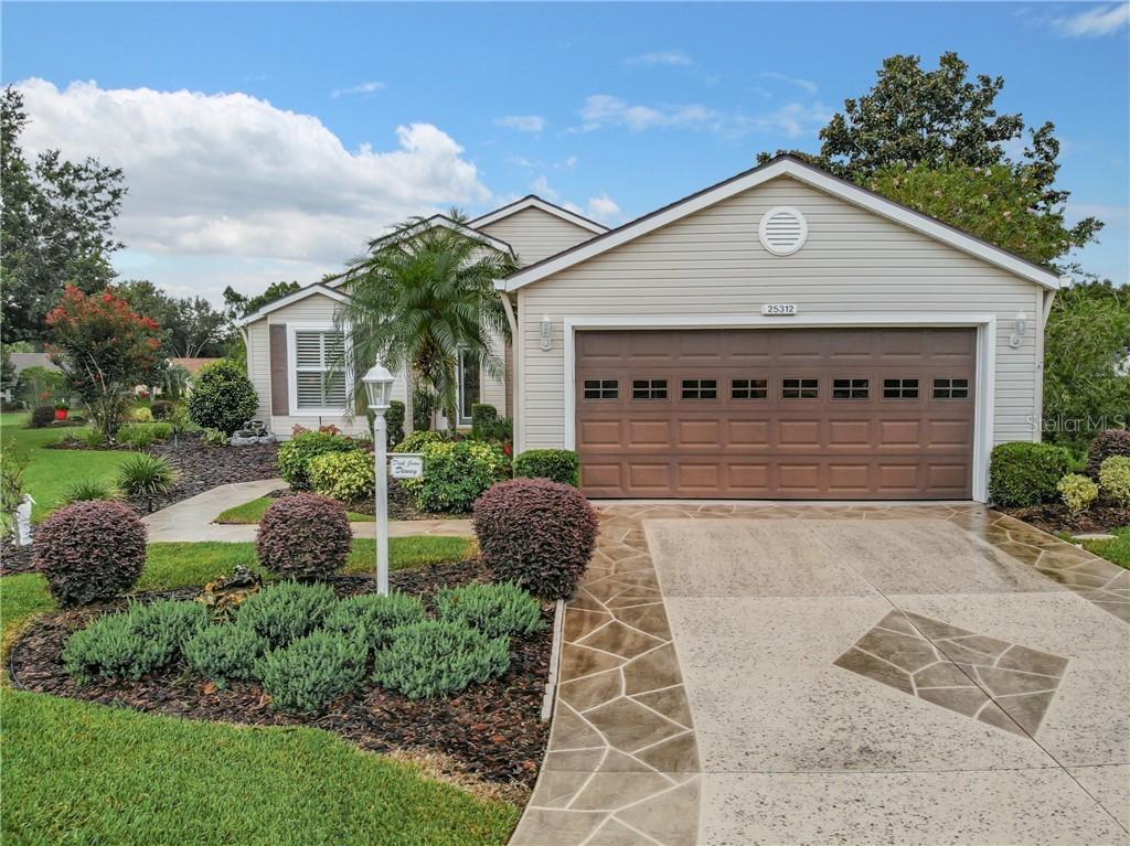 25312 Crestwater Dr, Leesburg, FL 34748