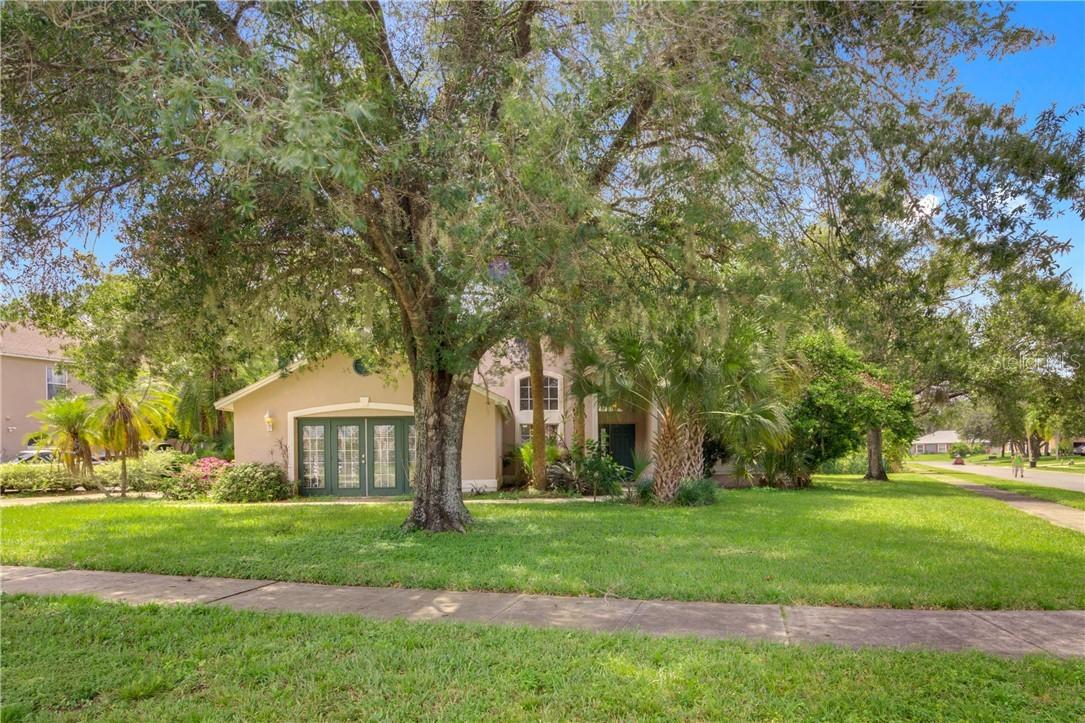 103 Oakpoint Cir, Davenport, FL 33837