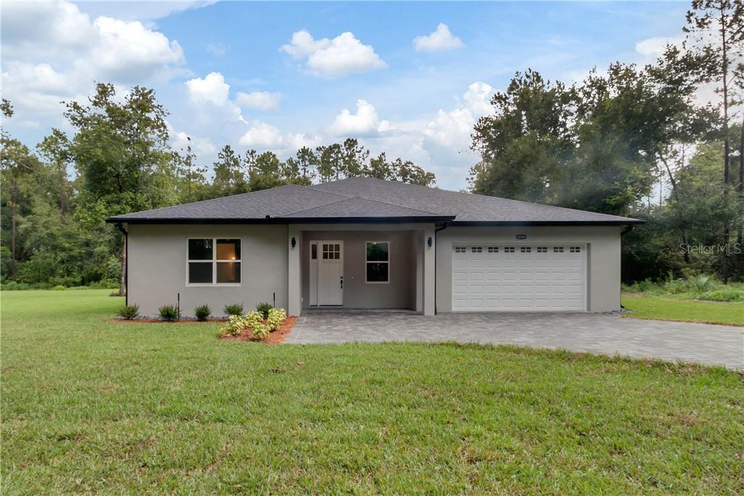 18585 Bates Ave., Eustis, FL 32736