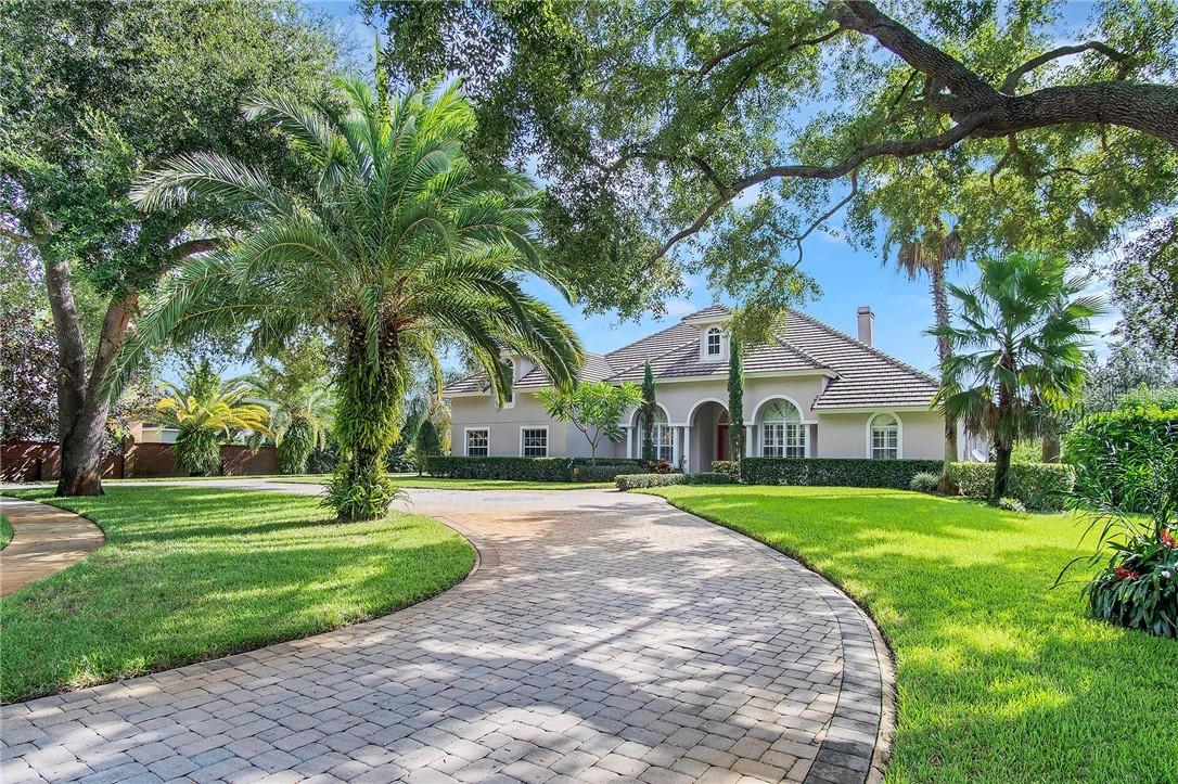 2001 Roberts Point Dr., Windermere, FL 34786
