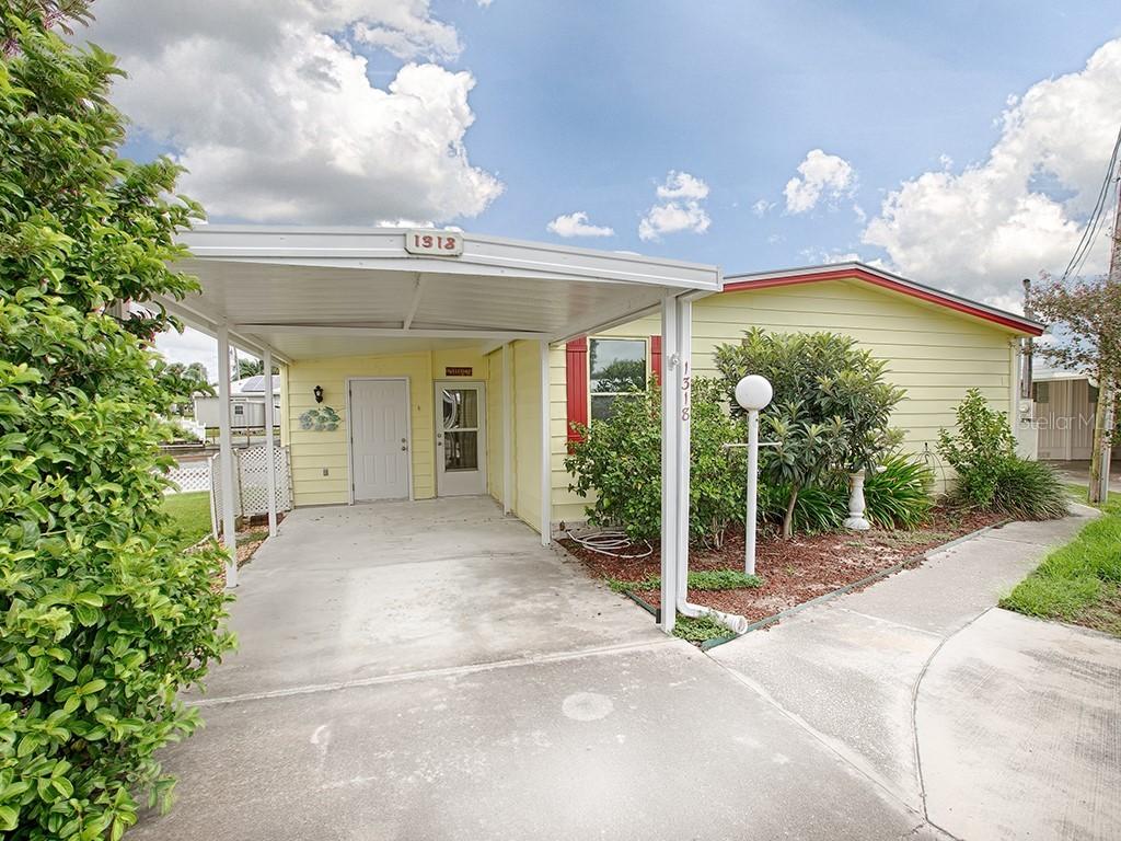 1318 Southshore Dr., Tavares, FL 32778