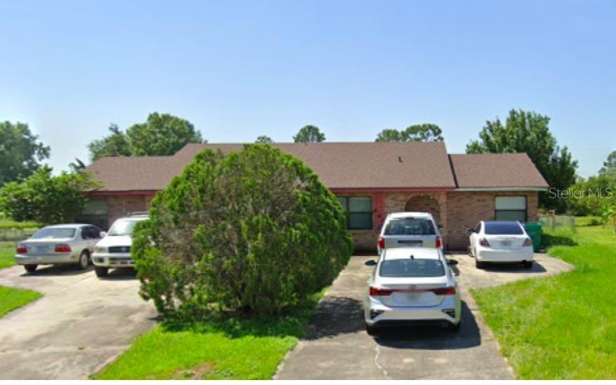 642 Royalty Ct. #642 & 644, Kissimmee, FL 34758