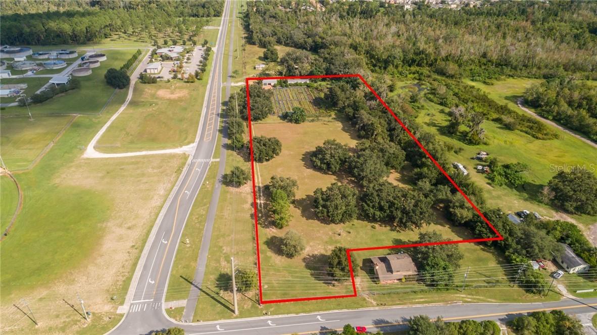 2450 Woodlea Rd., Tavares, FL 32778