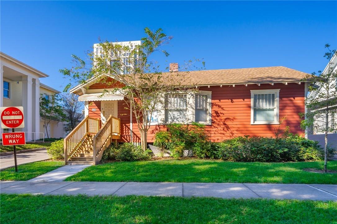 440 E Ruth (red House) Ln., Orlando, FL 32801
