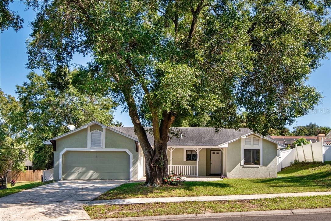 323 Ashbourne Dr., Orlando, FL 32835