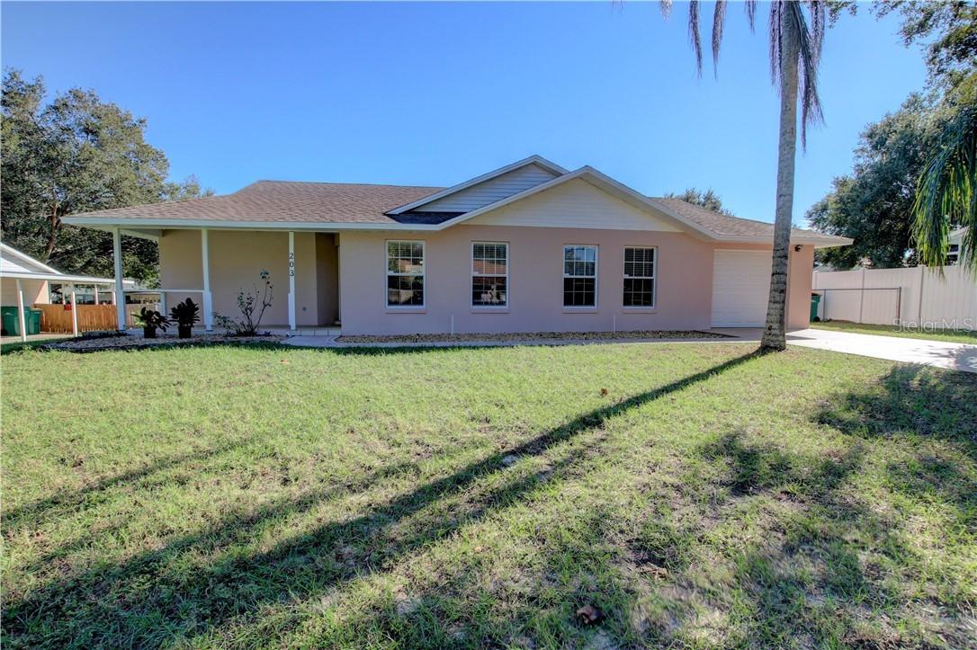 203 Cricket Hollow Ln., Eustis, FL 32726