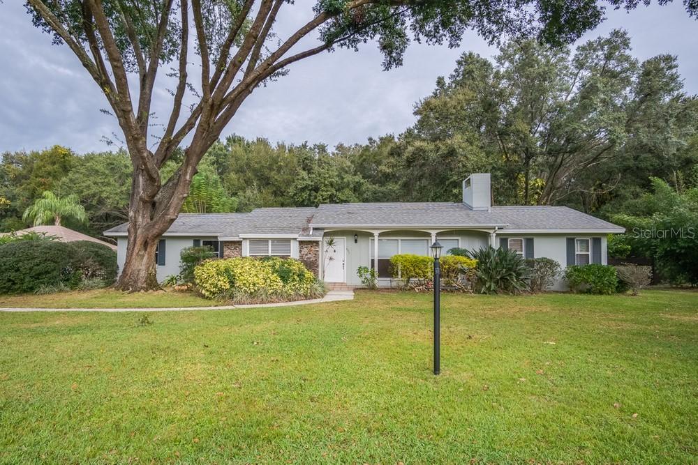 2911 Windham Dr., Eustis, FL 32726