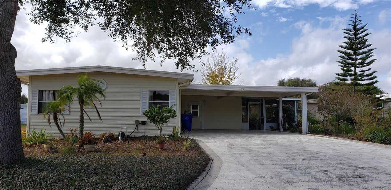 717 Bengal Ave., Tavares, FL 32778