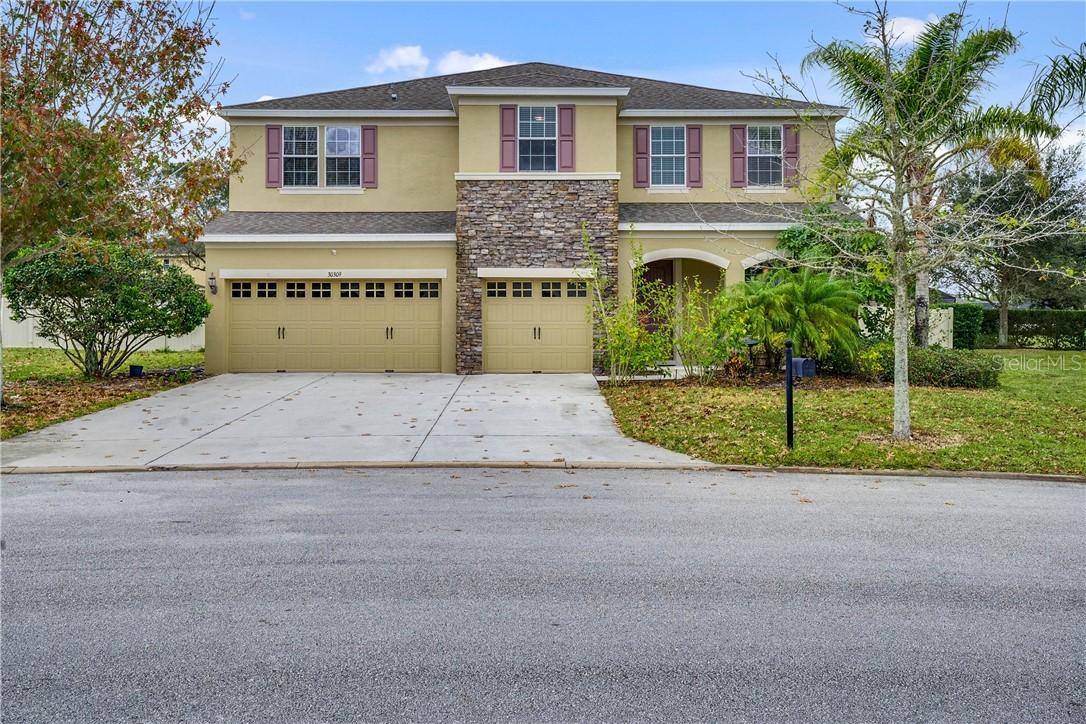 30309 Hackney Loop, Mount Dora, FL 32757