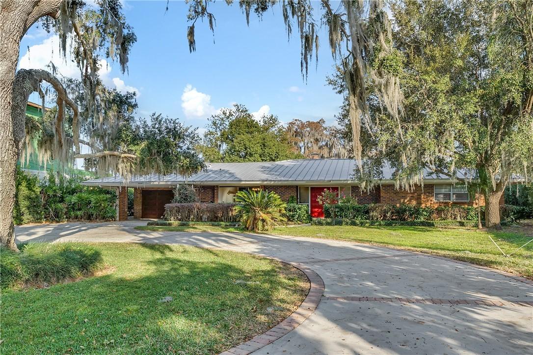 9893 Lake Georgia Dr., Orlando, FL 32817