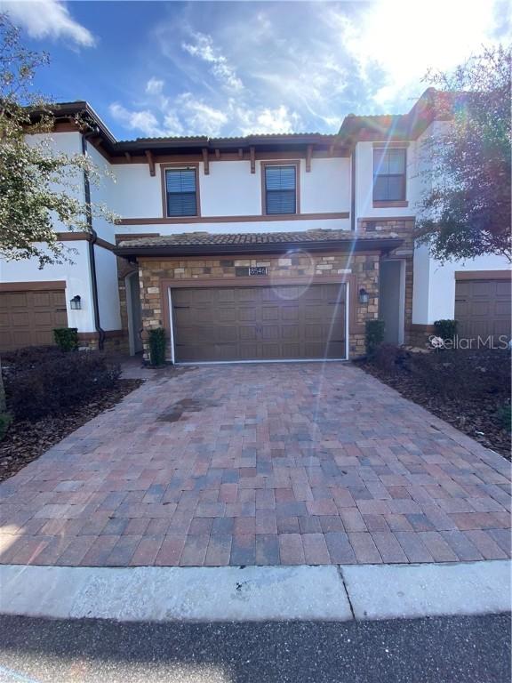 8546 Couples St., Davenport, FL 33896