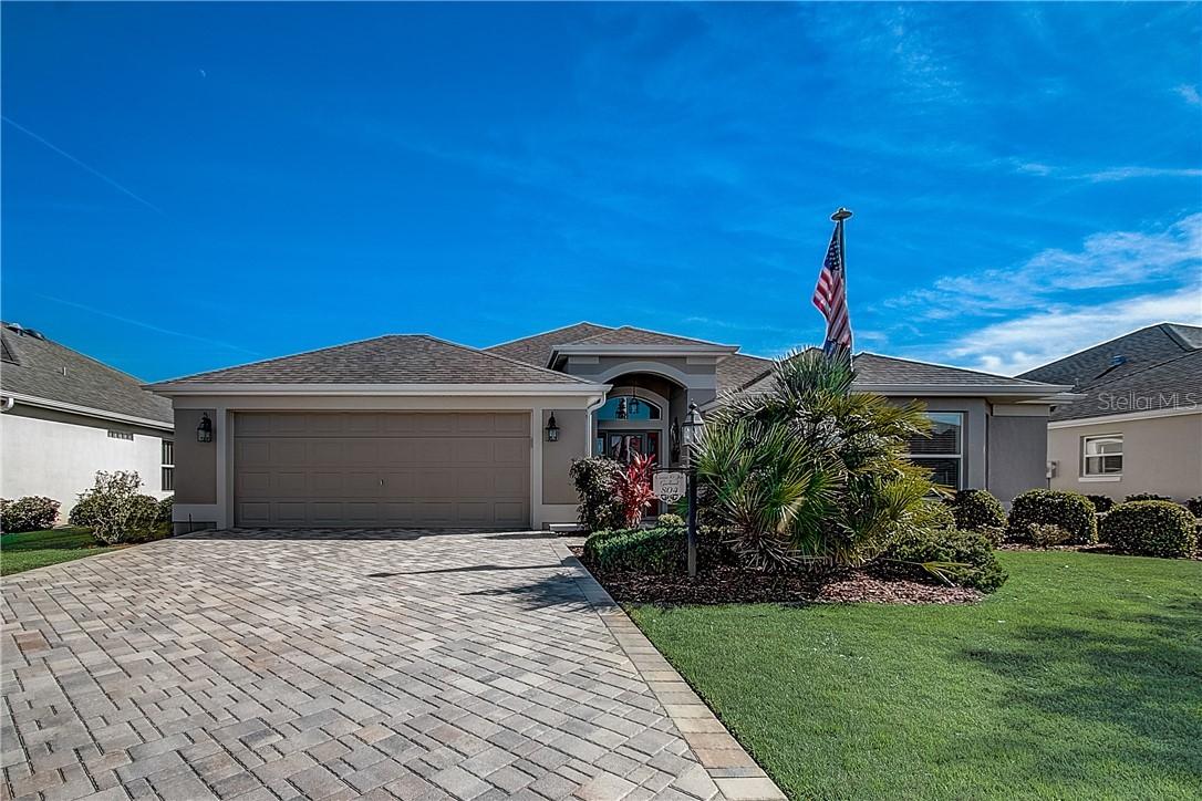 804 Enisgrove Way, The Villages, FL 32163
