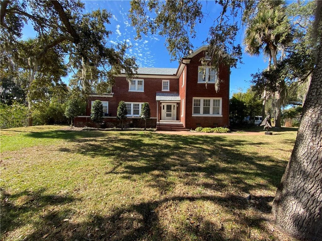 1802 S Riverside Dr., New Smyrna Beach, FL 32168