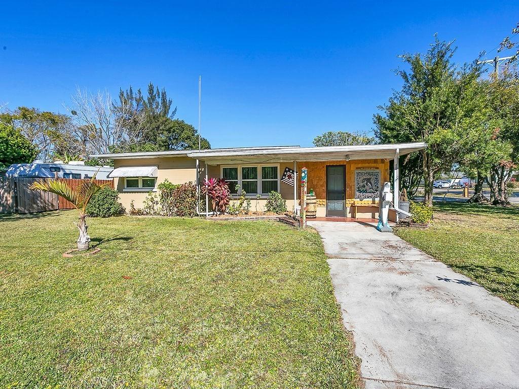 1 W Pierce Ave., Orlando, FL 32809