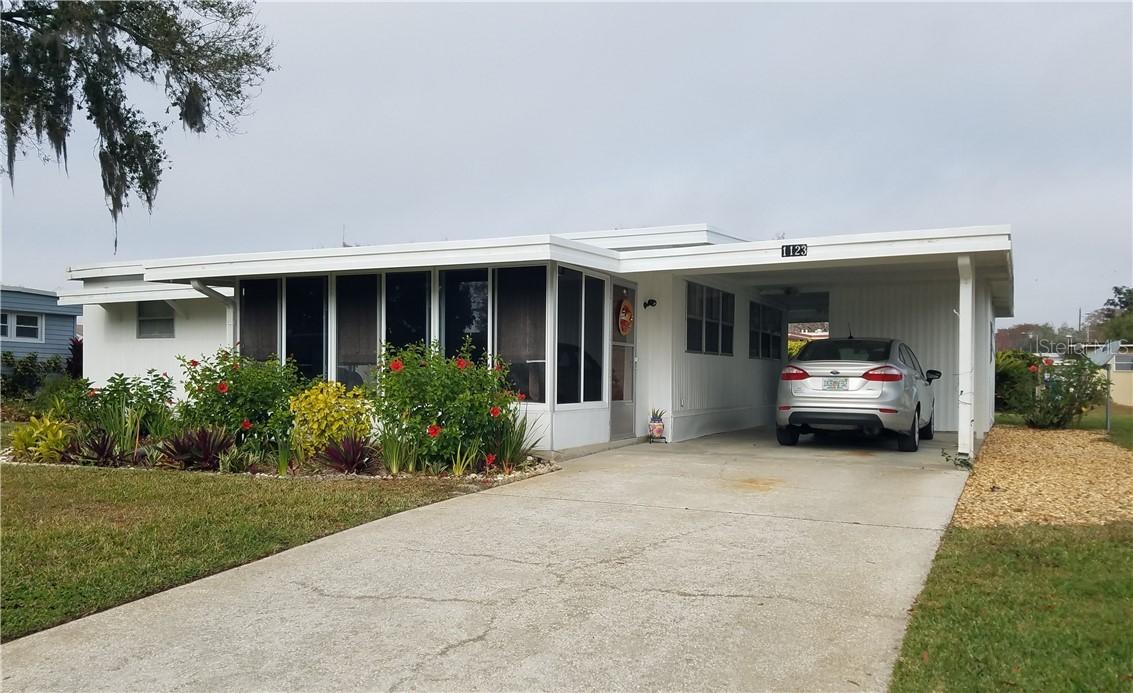 1123 Forest Ln., Tavares, FL 32778