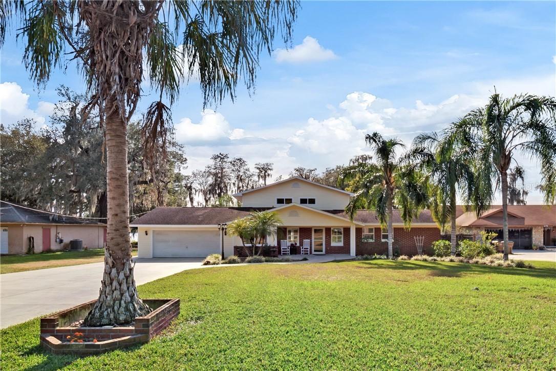 36329 Clear Lake Dr., Eustis, FL 32736