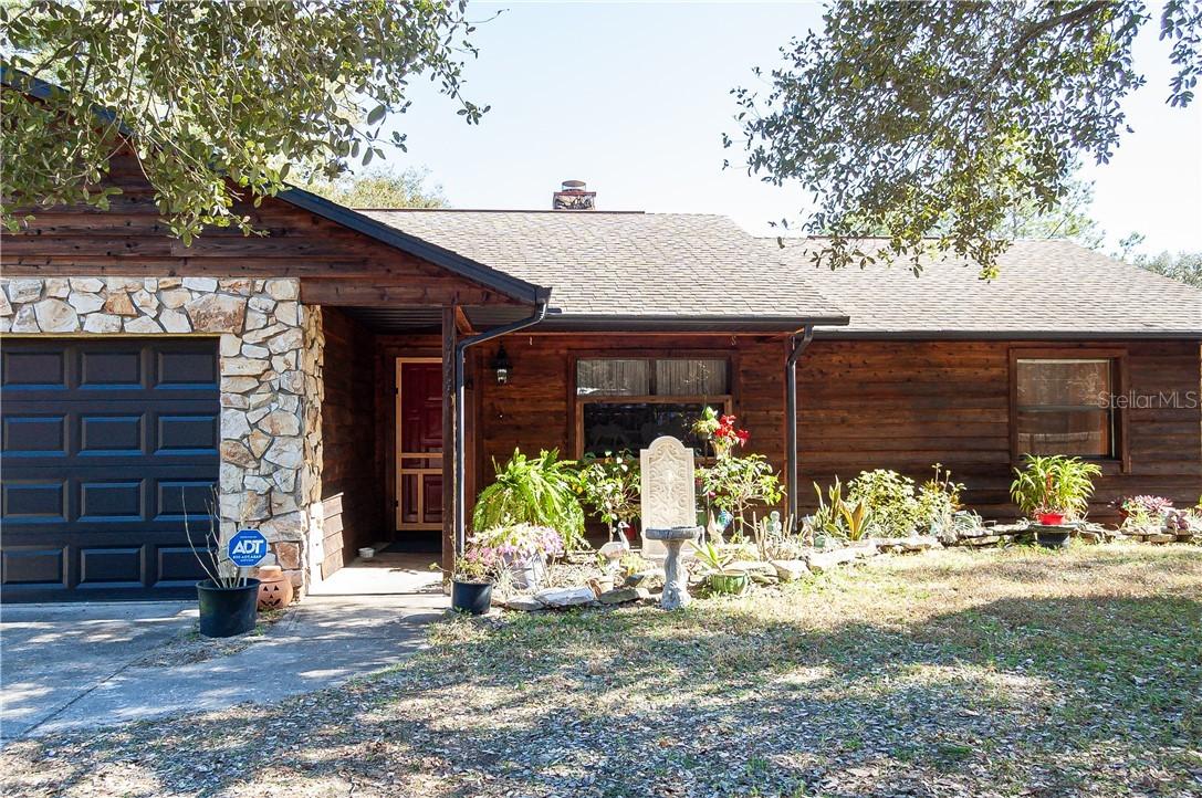 31740 Vine St., Sorrento, FL 32776