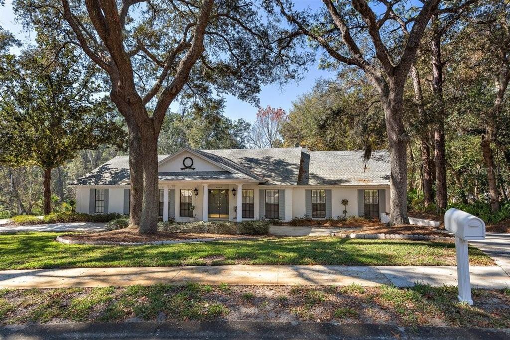 111 Valley Cir., Longwood, FL 32779