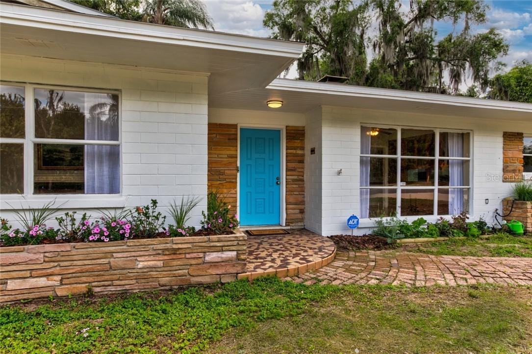 1400 E Lakeview Ave., Eustis, FL 32726