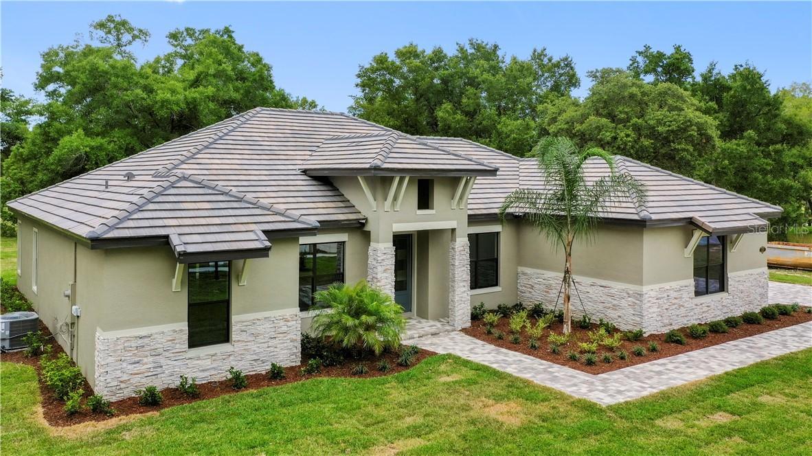 32147 Red Tail Blvd., Sorrento, FL 32776