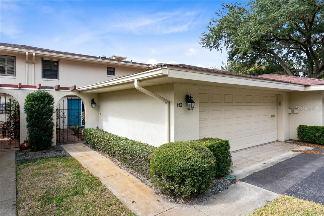 100 S Tremain St. #H2, Mount Dora, FL 32757